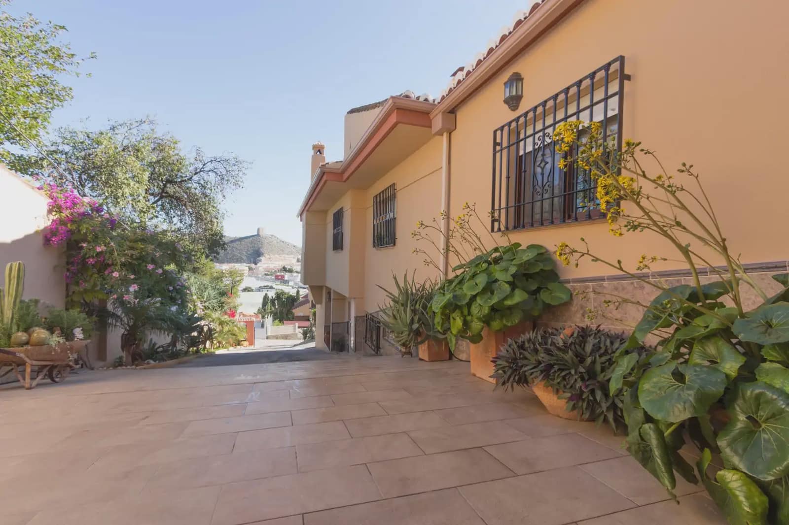 5 soveværelse Villa til salg i Gualchos med swimmingpool - € 650.000 (Ref: 10001300)