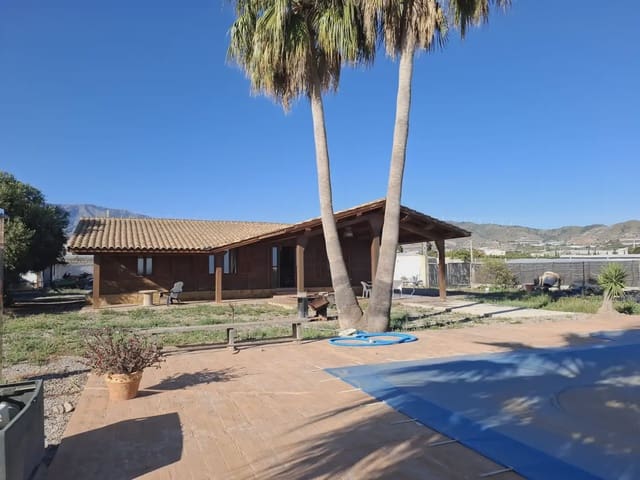 4 soveværelse Finca/Landehus til salg i Motril med swimmingpool - € 575.000 (Ref: 10007747)