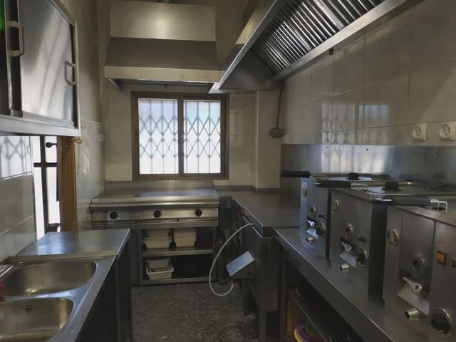 Commercial for sale in Torrenueva Costa - € 210,000 (Ref: 10010029)