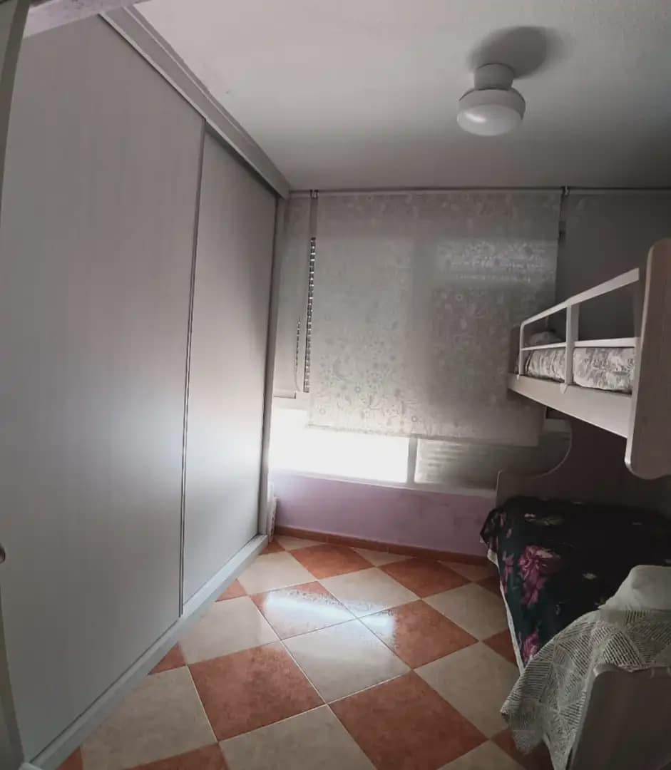 Leilighet til salgs i Benalmadena med svømmebasseng garasje - € 220 000 (Ref: 10010030)