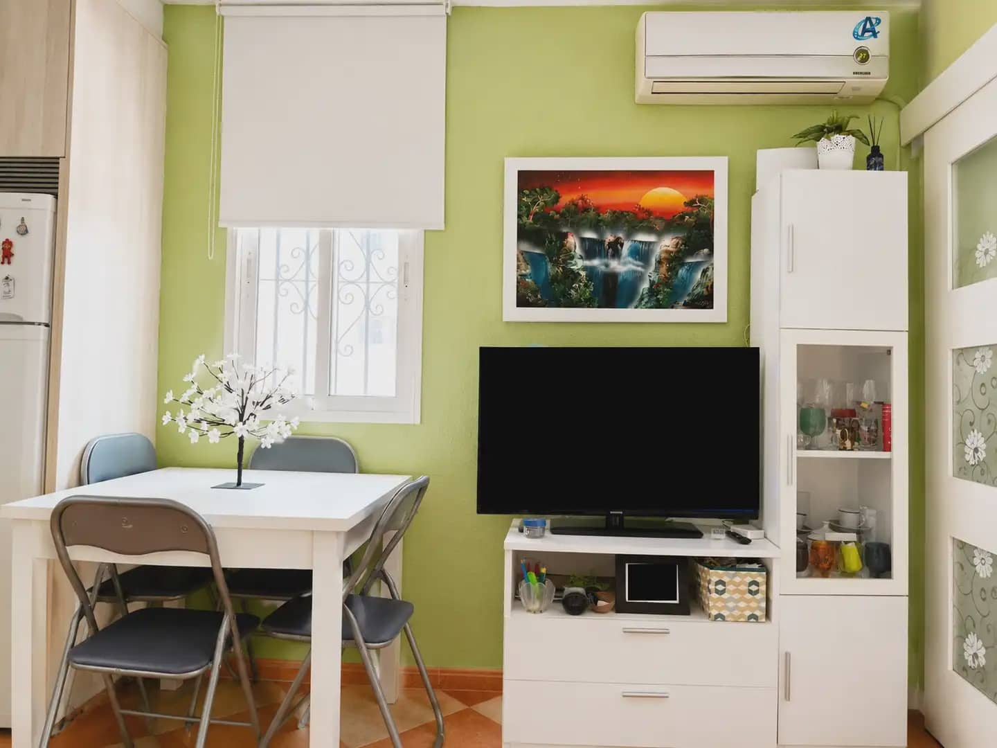 Leilighet til salgs i Benalmadena med svømmebasseng garasje - € 220 000 (Ref: 10010030)