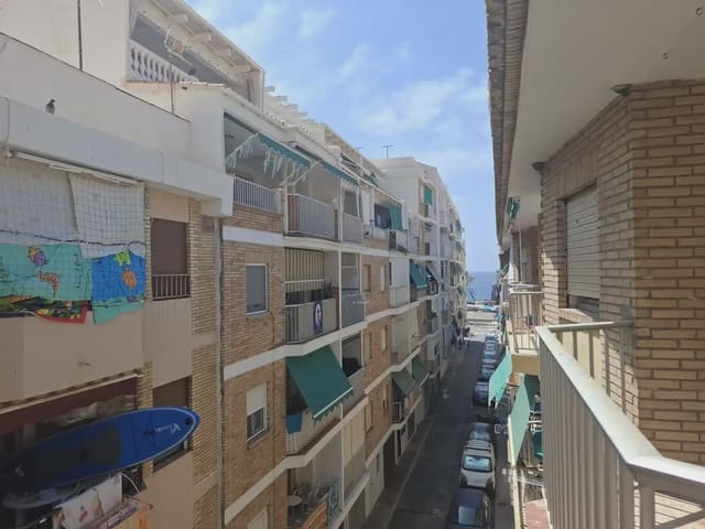 Piso de 3 habitaciones en Torrenueva Costa en venta - 175.000 € (Ref: 10017753)