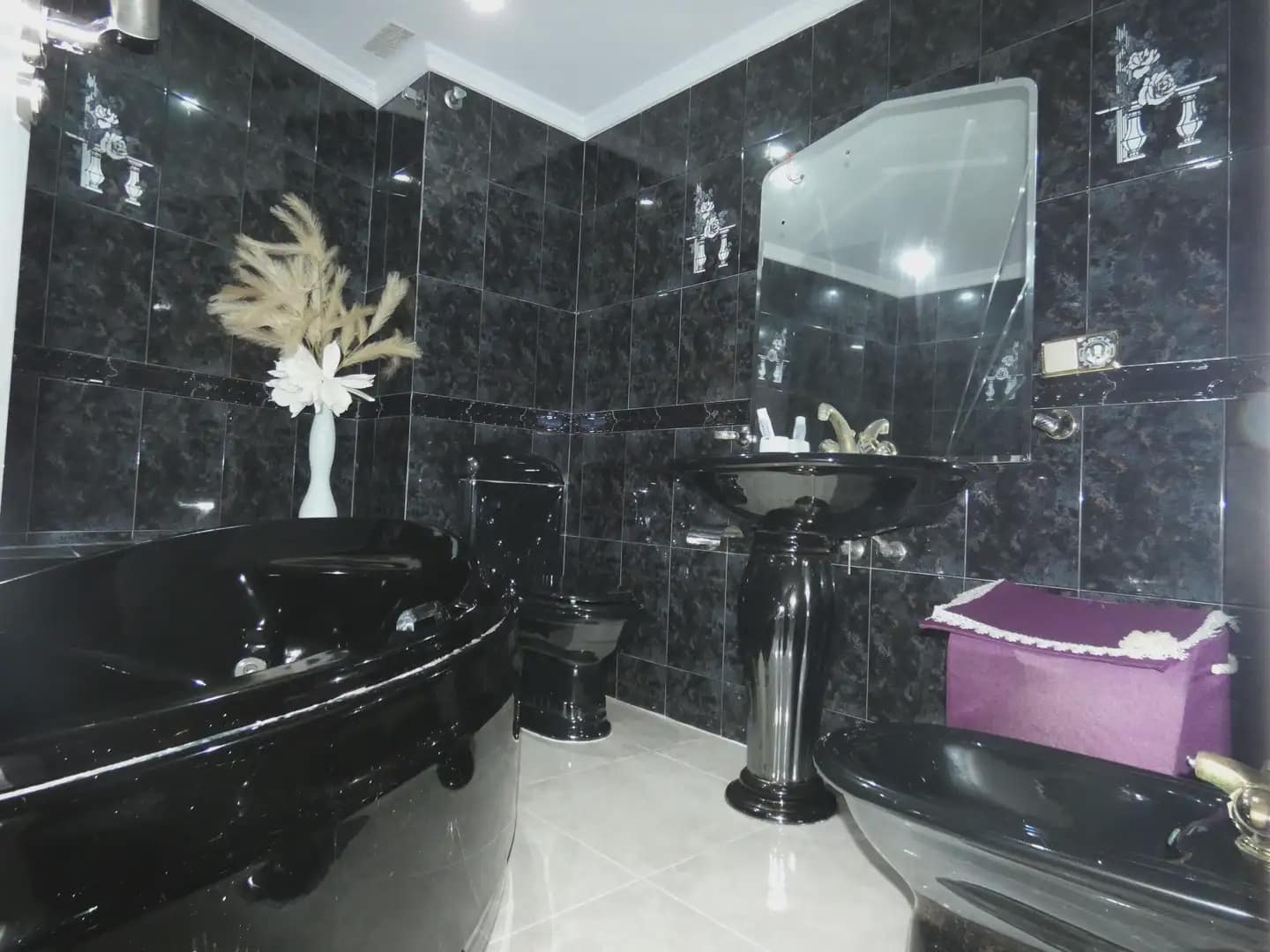 Dom na sprzedaż w Pinos Puente - 125 000 € (Ref: 10047680)