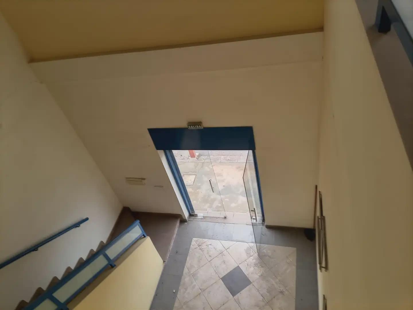 Office for sale in Fuente Vaqueros - € 130,000 (Ref: 10047681)