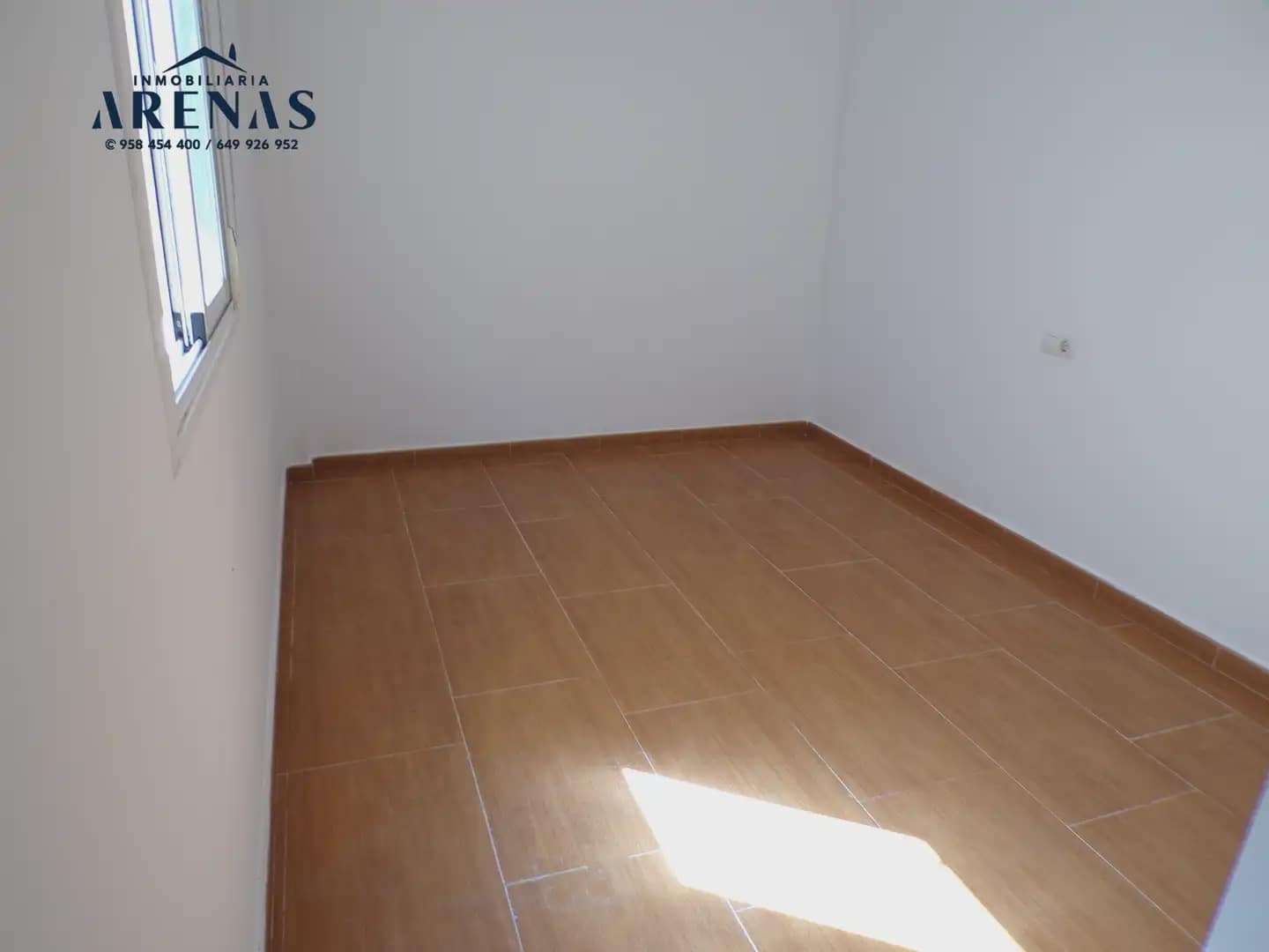 3 Zimmer Reihenhaus zu verkaufen in Fuente Vaqueros mit Garage - 150.000 € (Ref: 10047683)