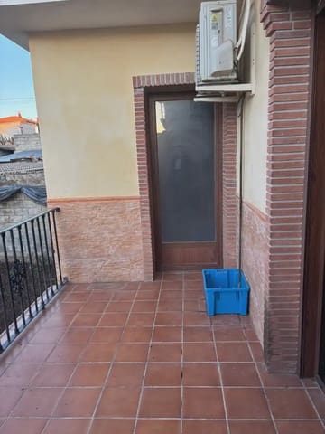 4 soveværelse Byhus til salg i Alomartes, Illora - € 178.000 (Ref: 10047691)