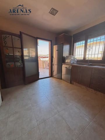 4 bedroom Townhouse for sale in Alomartes, Illora - € 178,000 (Ref: 10047691)