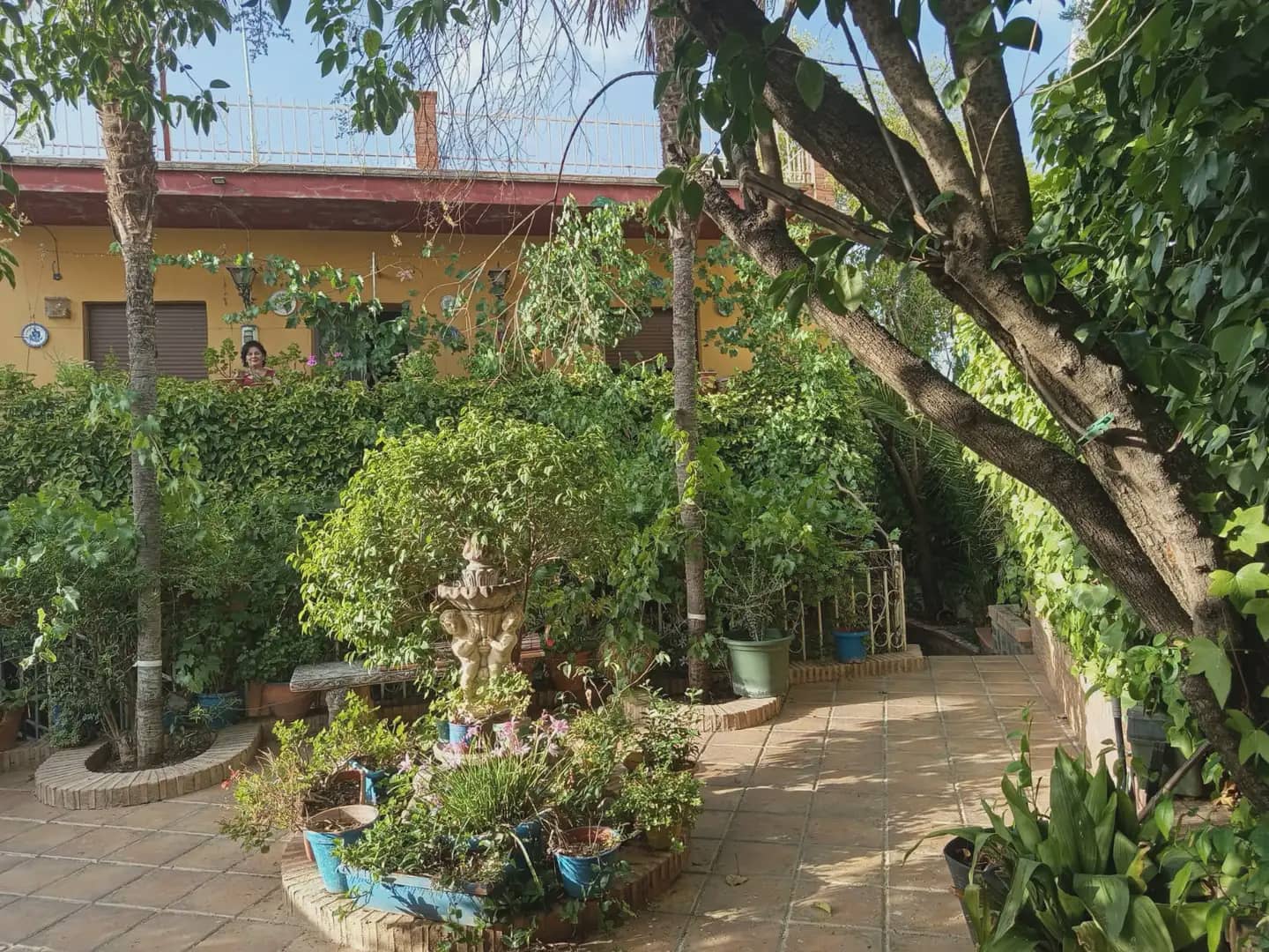 5 bedroom Villa for sale in La Zubia with pool garage - € 560,000 (Ref: 10047702)