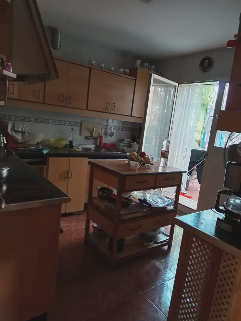 5 bedroom Villa for sale in La Zubia with pool garage - € 560,000 (Ref: 10047702)