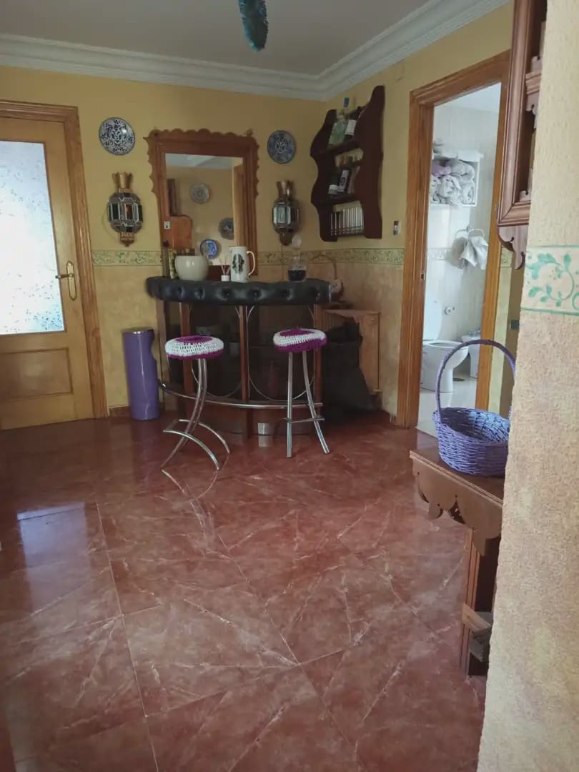 5 bedroom Villa for sale in La Zubia with pool garage - € 560,000 (Ref: 10047702)