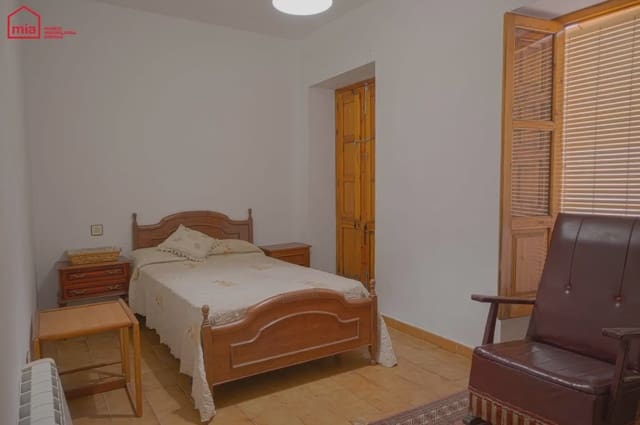 3 soverom Hus til salgs i Illora - € 75 000 (Ref: 10047703)