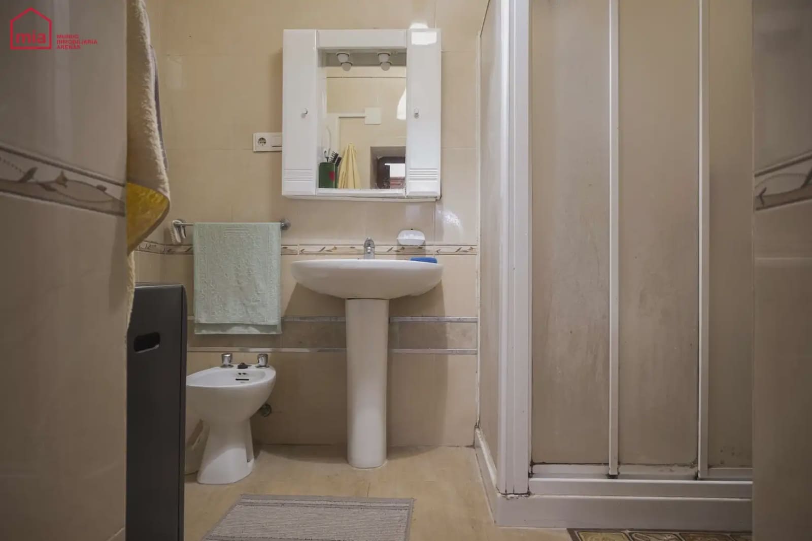 Casa de 3 habitaciones en Illora en venta - 75.000 € (Ref: 10047703)