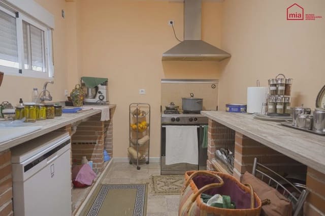 3 soverom Hus til salgs i Illora - € 75 000 (Ref: 10047703)