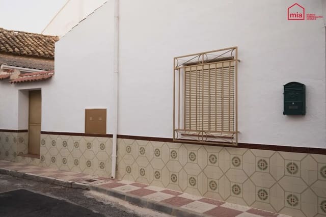 3 soverom Hus til salgs i Illora - € 75 000 (Ref: 10047703)