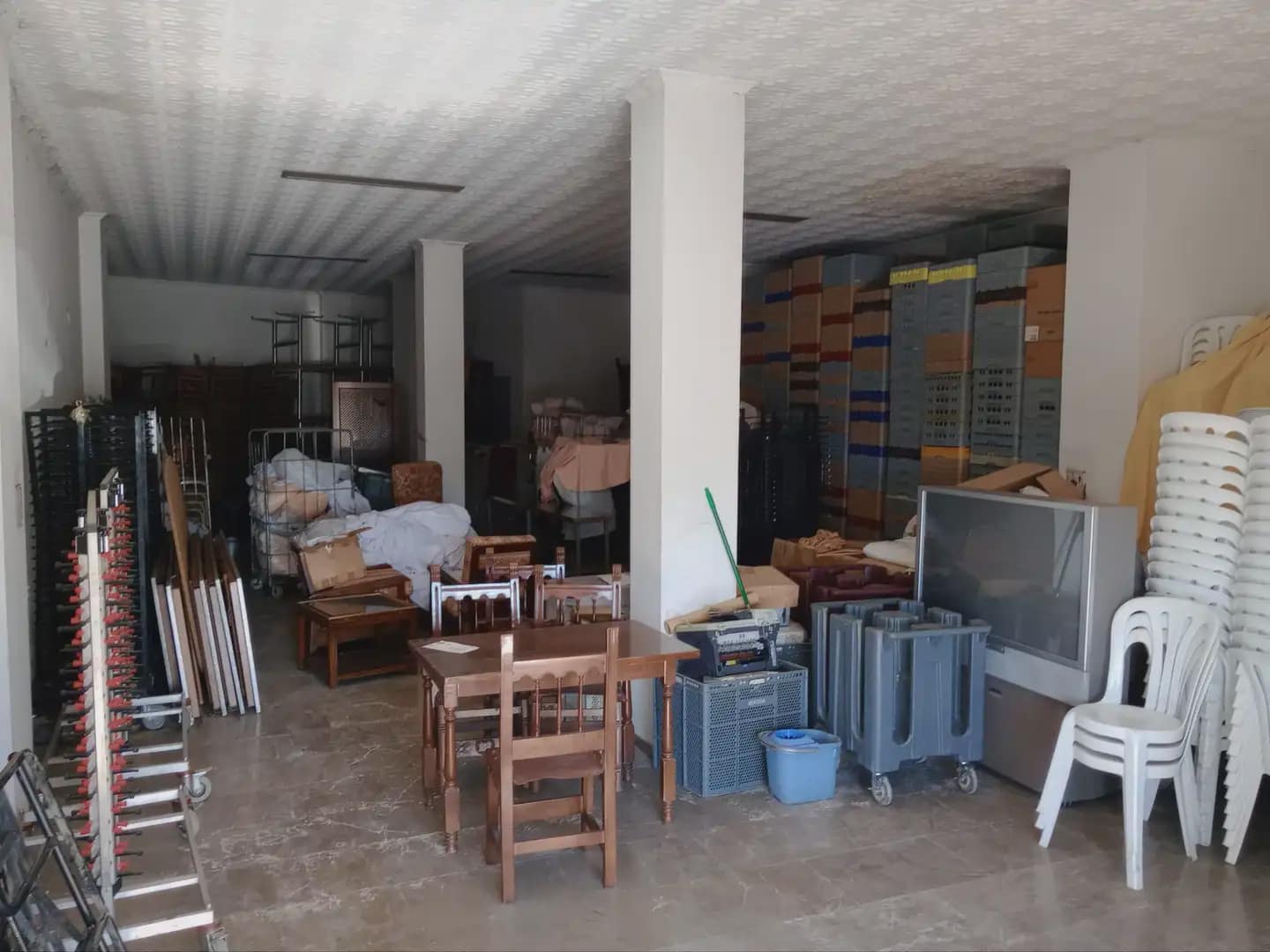 Commercial for sale in Pinos Puente - € 72,000 (Ref: 10047713)