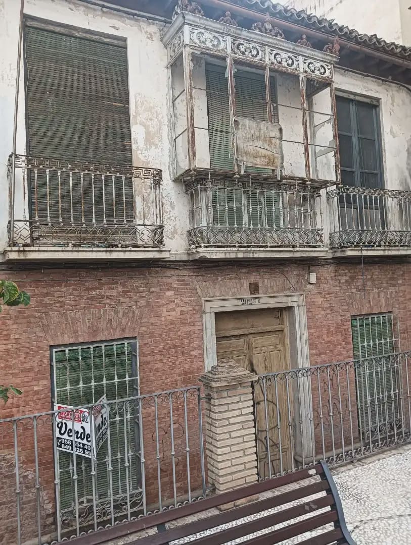 Haus zu verkaufen in Pinos Puente - 90.000 € (Ref: 10047714)