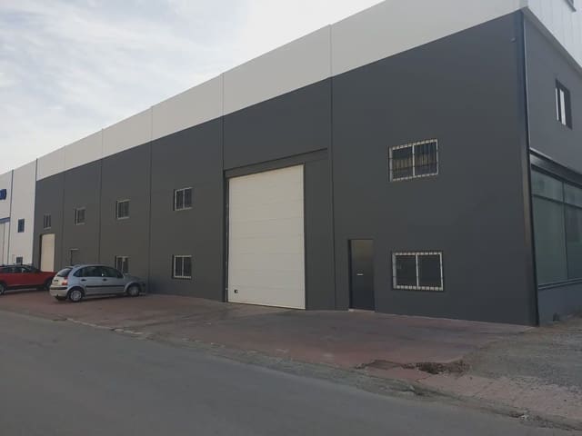 Commercial for rent in Chauchina - € 4,500 (Ref: 10047719)