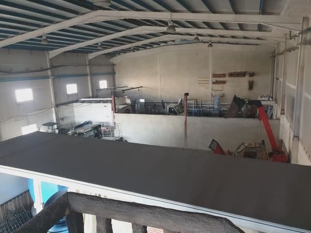 Commercial for rent in Chauchina - € 4,500 (Ref: 10047719)