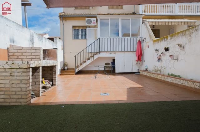3 soveværelse Rækkehus til salg i Illora med garage - € 132.000 (Ref: 10047722)