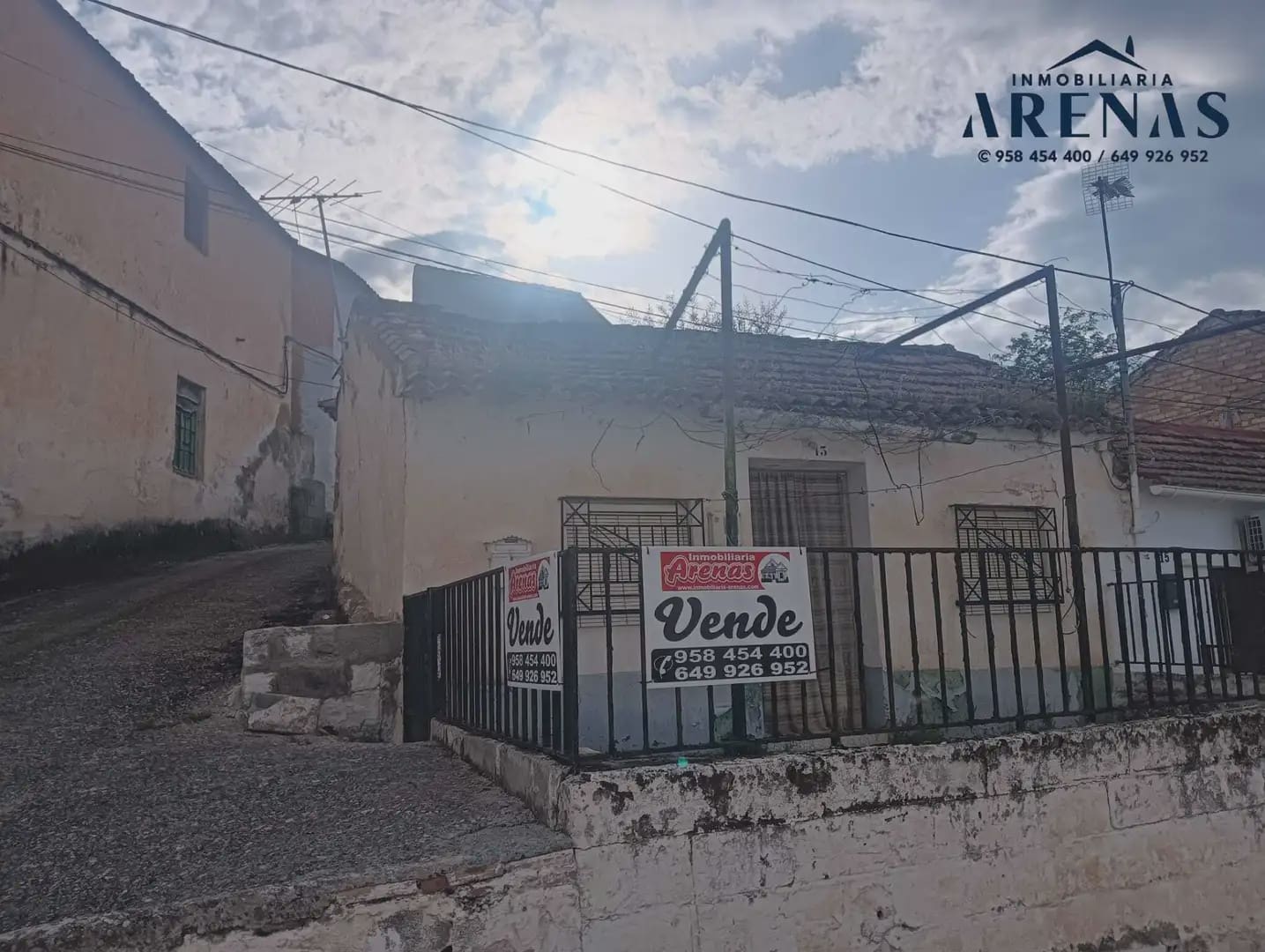 Casa en Illora en venta - 25.000 € (Ref: 10047723)