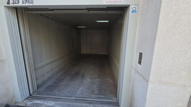 Garage à vendre à Motril - 25 000 € (Ref: 10047725)