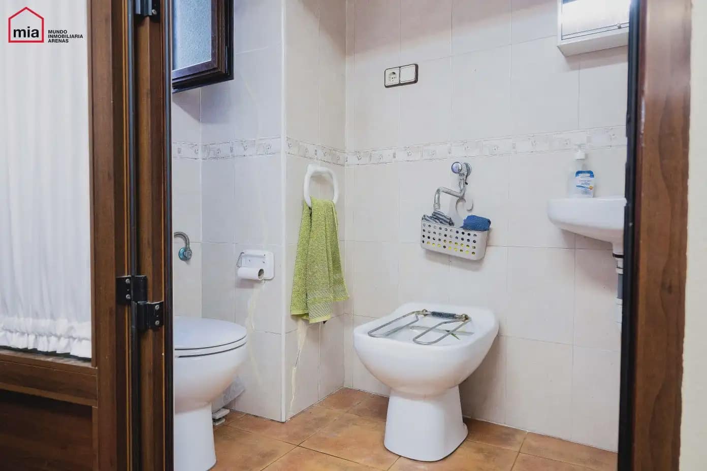 Commercial for sale in Illora - € 195,000 (Ref: 10047730)