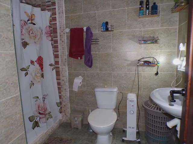 2 Zimmer Haus zu verkaufen in Pinos Puente - 55.000 € (Ref: 10047733)