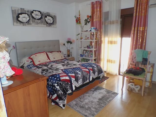 2 Zimmer Haus zu verkaufen in Pinos Puente - 55.000 € (Ref: 10047733)