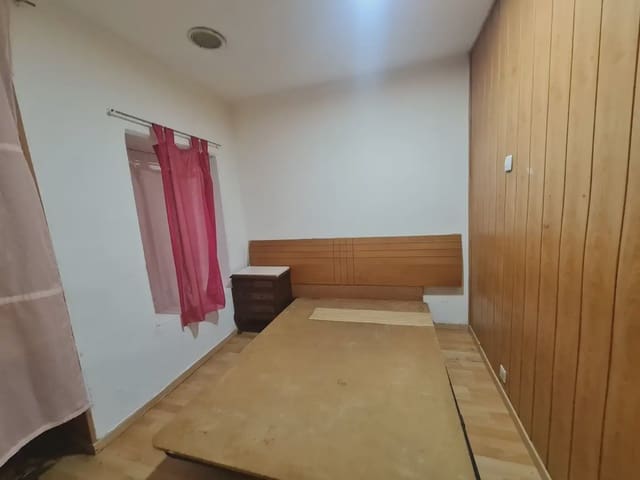 4 sovrum Radhus till salu i Láchar - 85 000 € (Ref: 10047734)