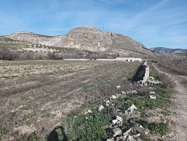 Landgrundstück zu verkaufen in Pedanias de Granada, Granada Stadt - 30.000 € (Ref: 10047737)