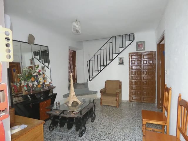 Hus til salgs i Illora - € 90 000 (Ref: 10047738)