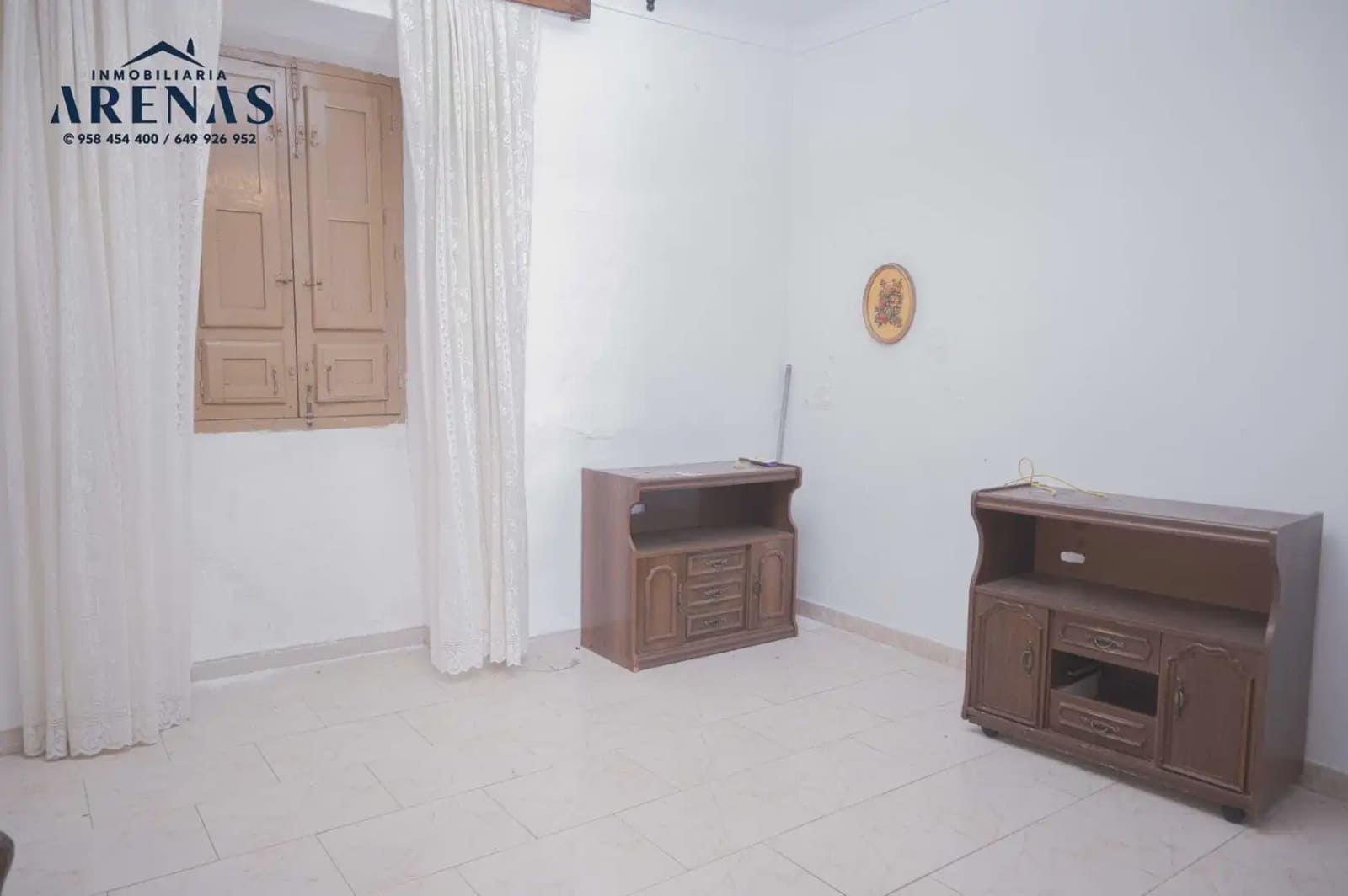 4 slaapkamer Huis te koop in Illora - € 75.000 (Ref: 10047741)