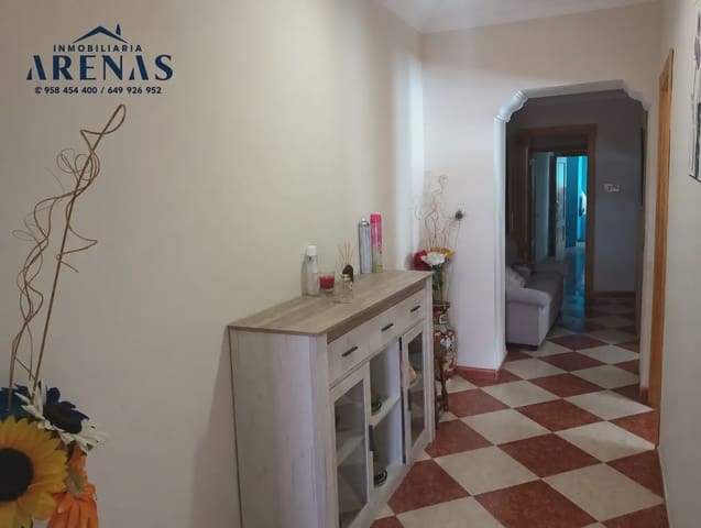Casa de 3 habitaciones en Pinos Puente en venta - 115.500 € (Ref: 10047745)