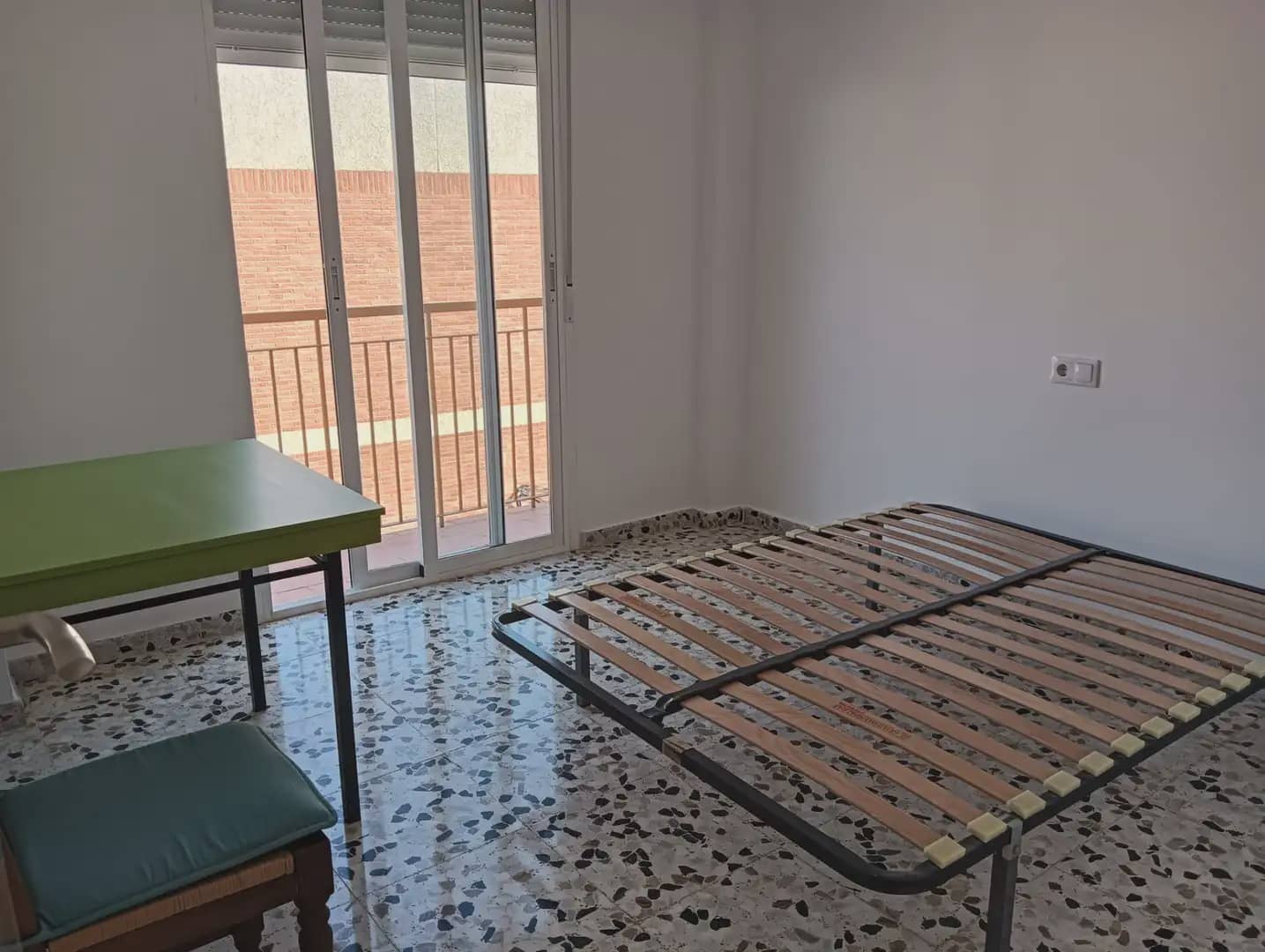 3 sypialnia Mieszkanie do wynajęcia w Pinos Puente - 650 € (Ref: 10047750)