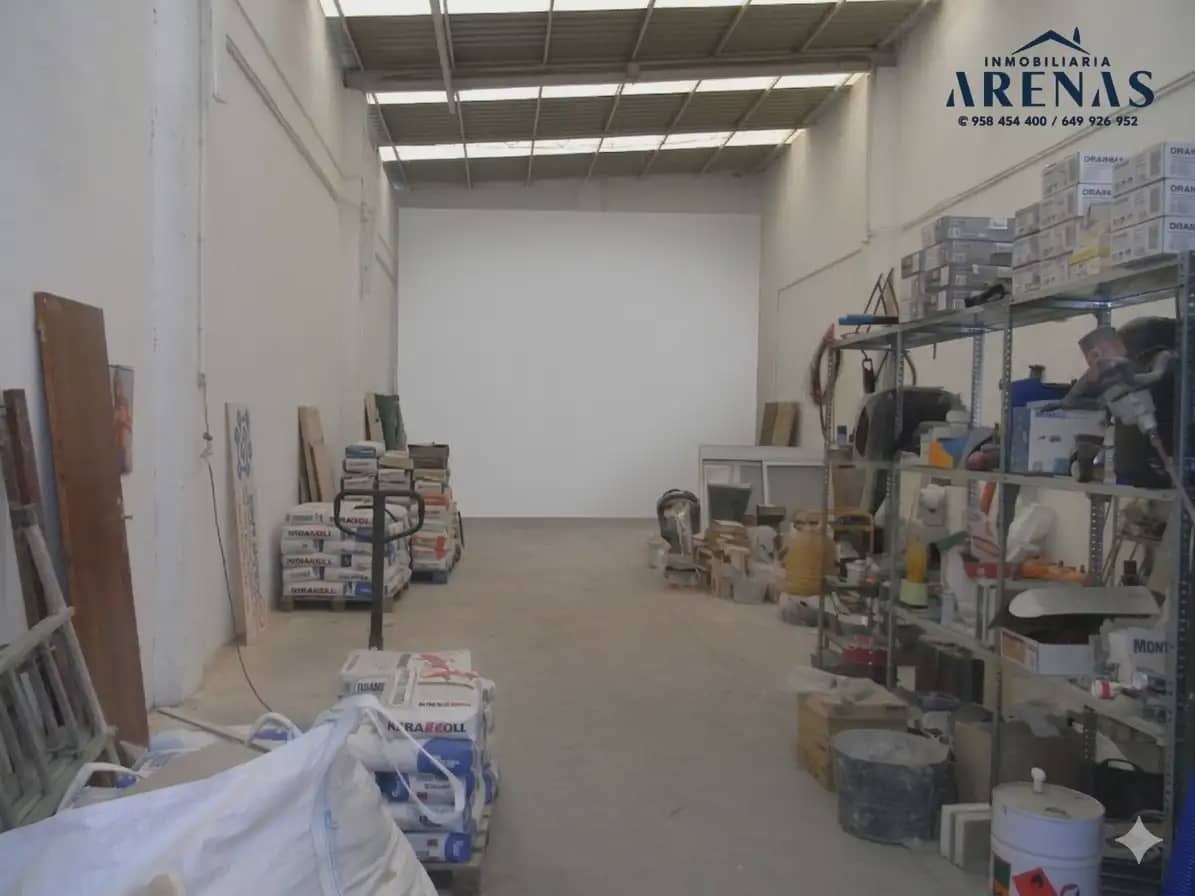 Commercial for sale in Chauchina - € 125,000 (Ref: 10047755)