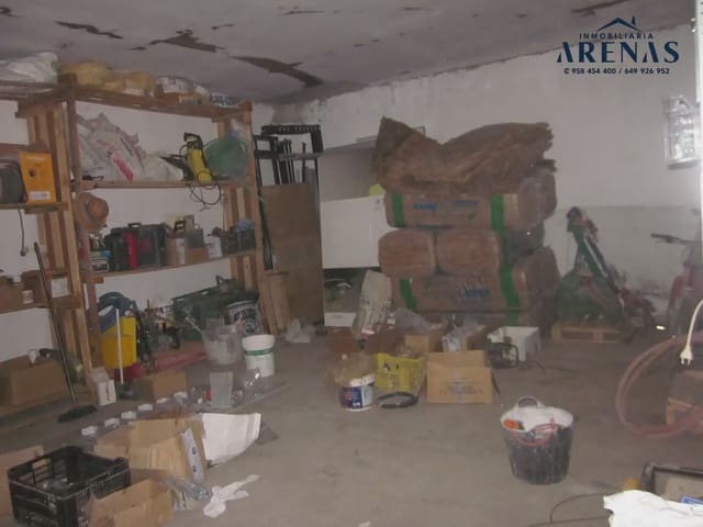 Commercieel te koop in Chauchina - € 125.000 (Ref: 10047755)