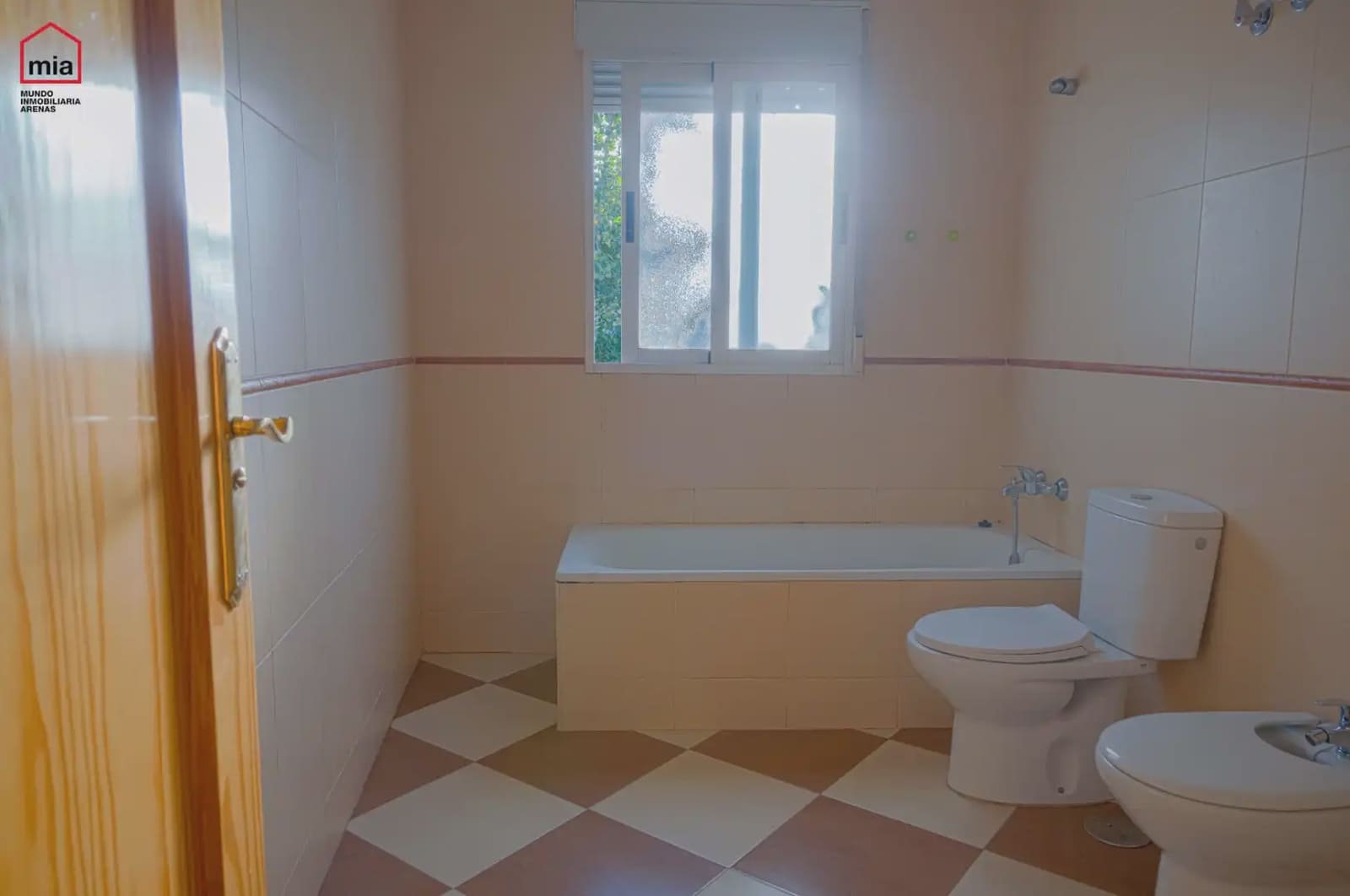 3 Zimmer Haus zu verkaufen in Illora mit Garage - 106.000 € (Ref: 10047762)