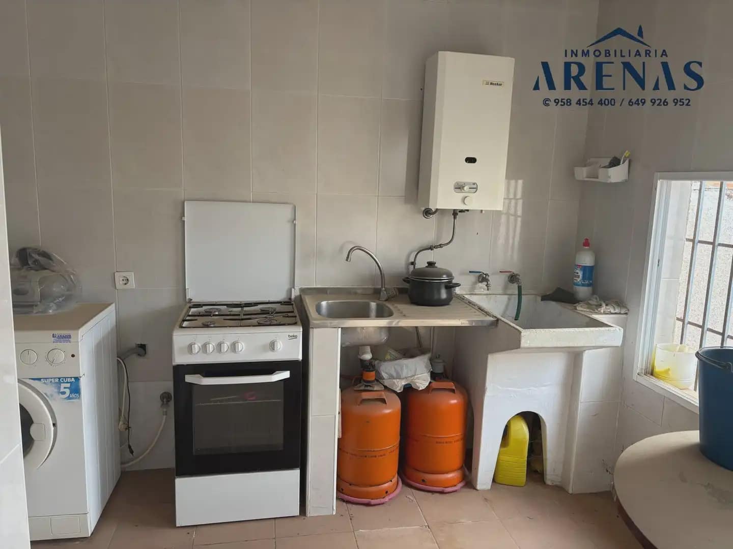 Casa de 5 habitaciones en Illora en venta - 65.000 € (Ref: 10047764)