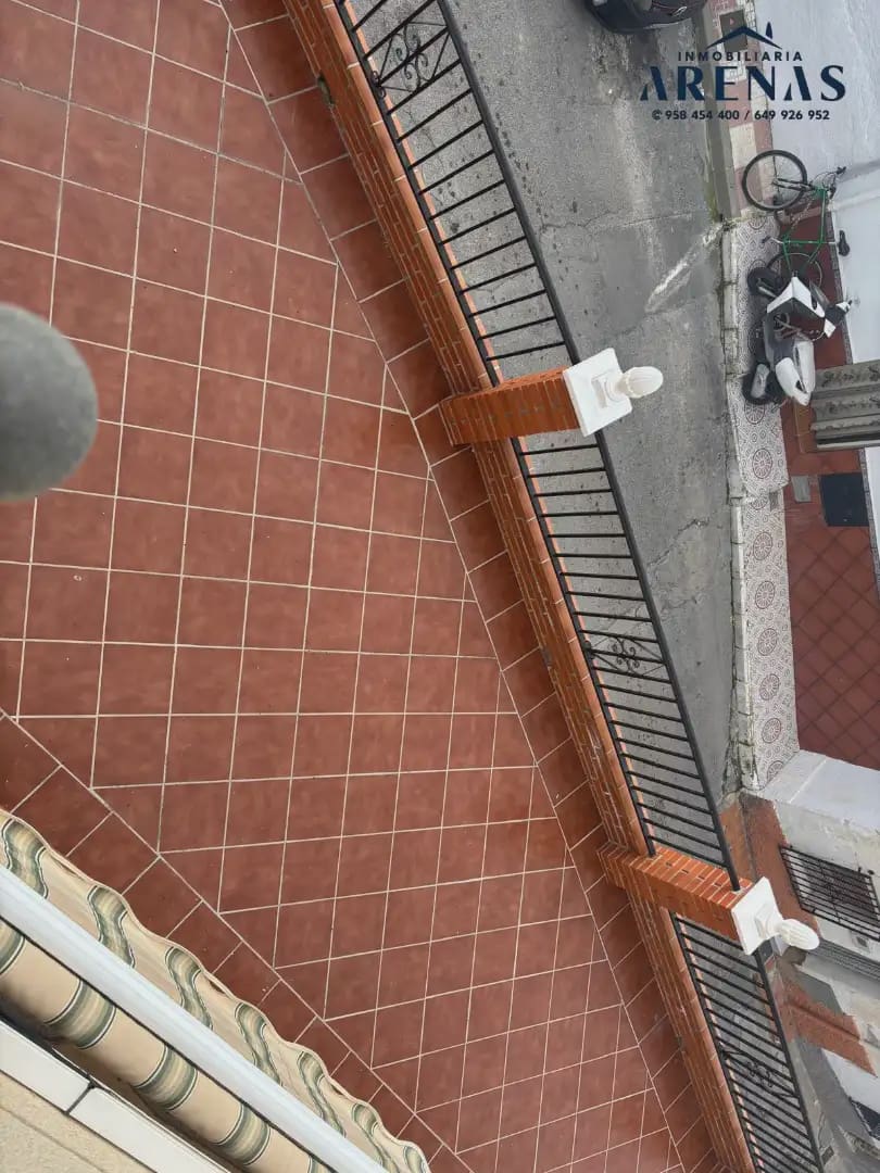 Casa de 5 habitaciones en Illora en venta - 65.000 € (Ref: 10047764)
