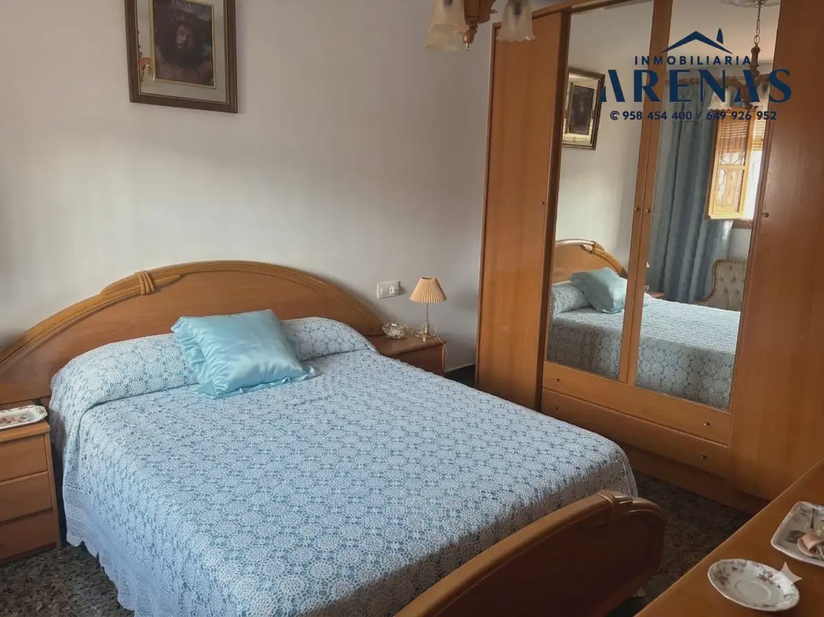Casa de 5 habitaciones en Illora en venta - 65.000 € (Ref: 10047764)