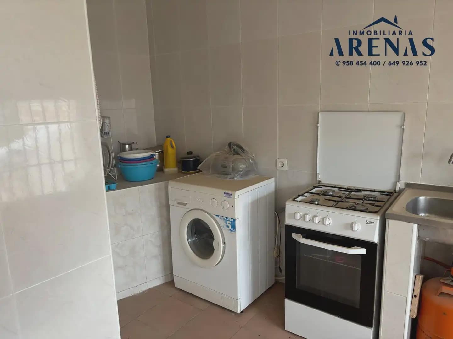 Casa de 5 habitaciones en Illora en venta - 65.000 € (Ref: 10047764)