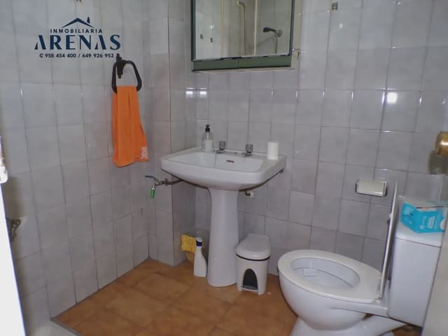 Kommersiell till salu i Pajaritos - Plaza de Toros, Granada stad - 198 000 € (Ref: 10047766)