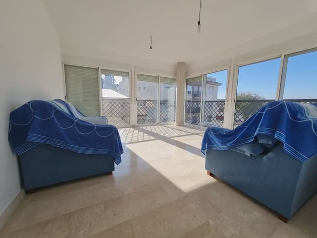 1 soverom Leilighet til salgs i Láchar med garasje - € 85 000 (Ref: 10047769)