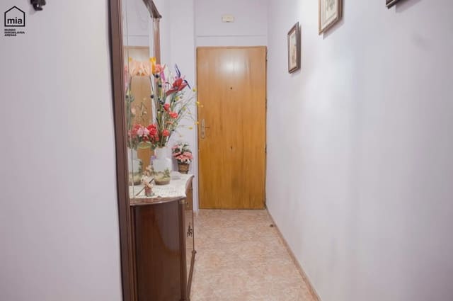 4 Zimmer Wohnung zu verkaufen in Illora - 97.000 € (Ref: 10047774)
