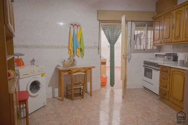 4 Zimmer Wohnung zu verkaufen in Illora - 97.000 € (Ref: 10047774)