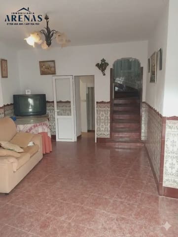 3 soverom Hus til salgs i Illora - € 40 000 (Ref: 10047778)