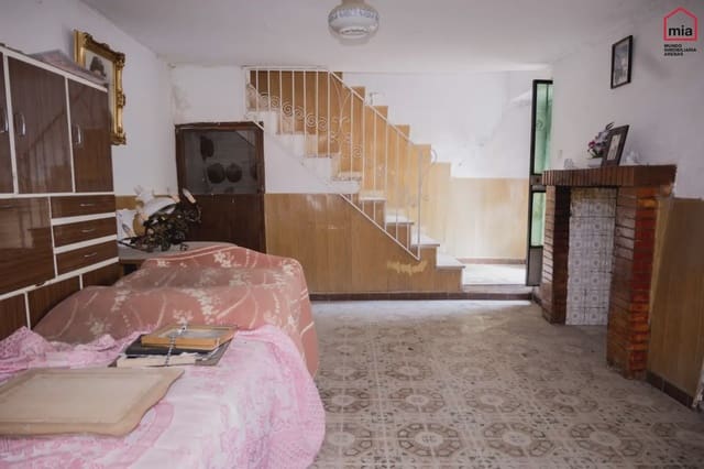 4 soverom Hus til salgs i Illora - € 55 000 (Ref: 10047783)