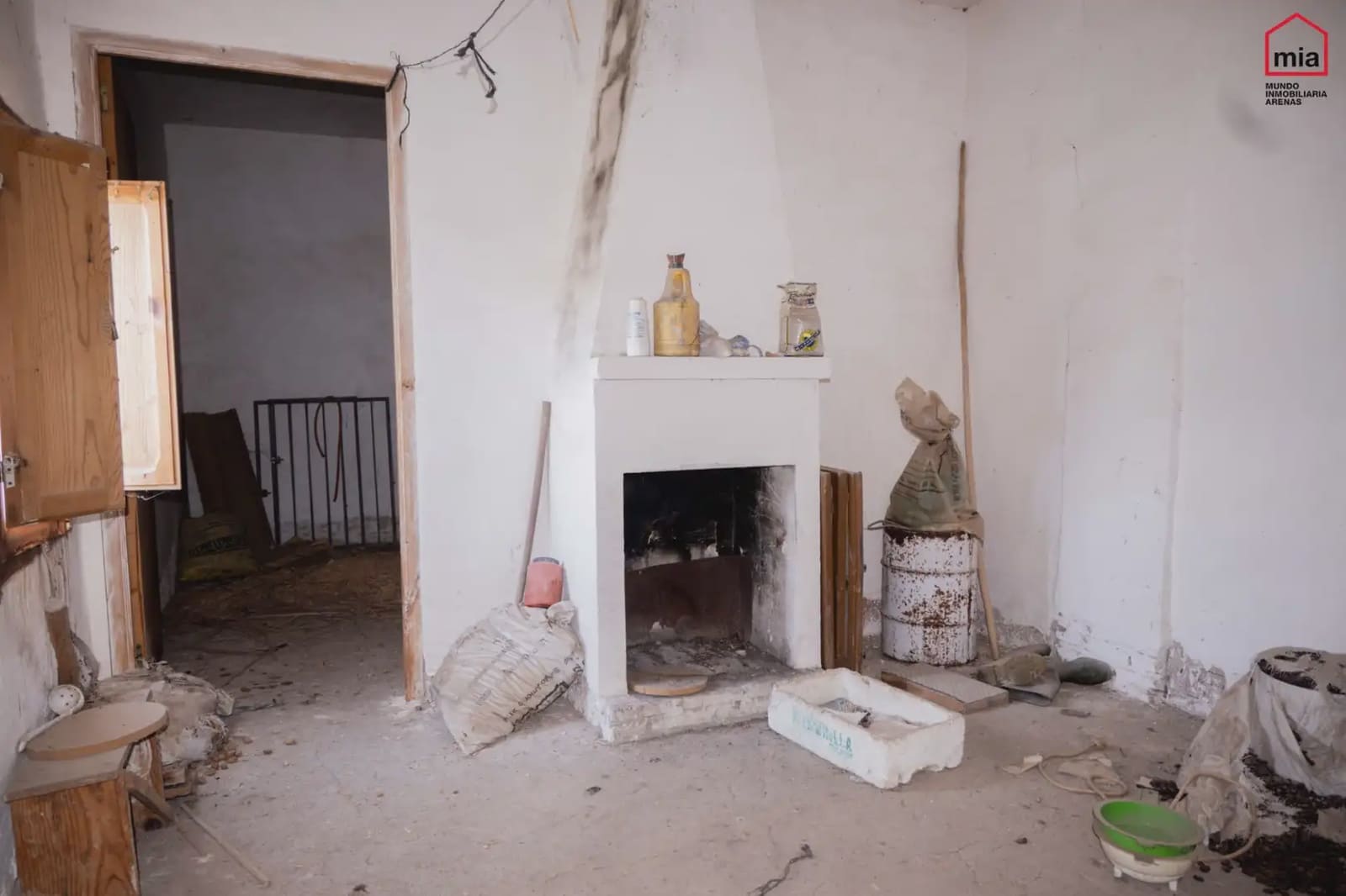 4 soverom Hus til salgs i Illora - € 55 000 (Ref: 10047783)