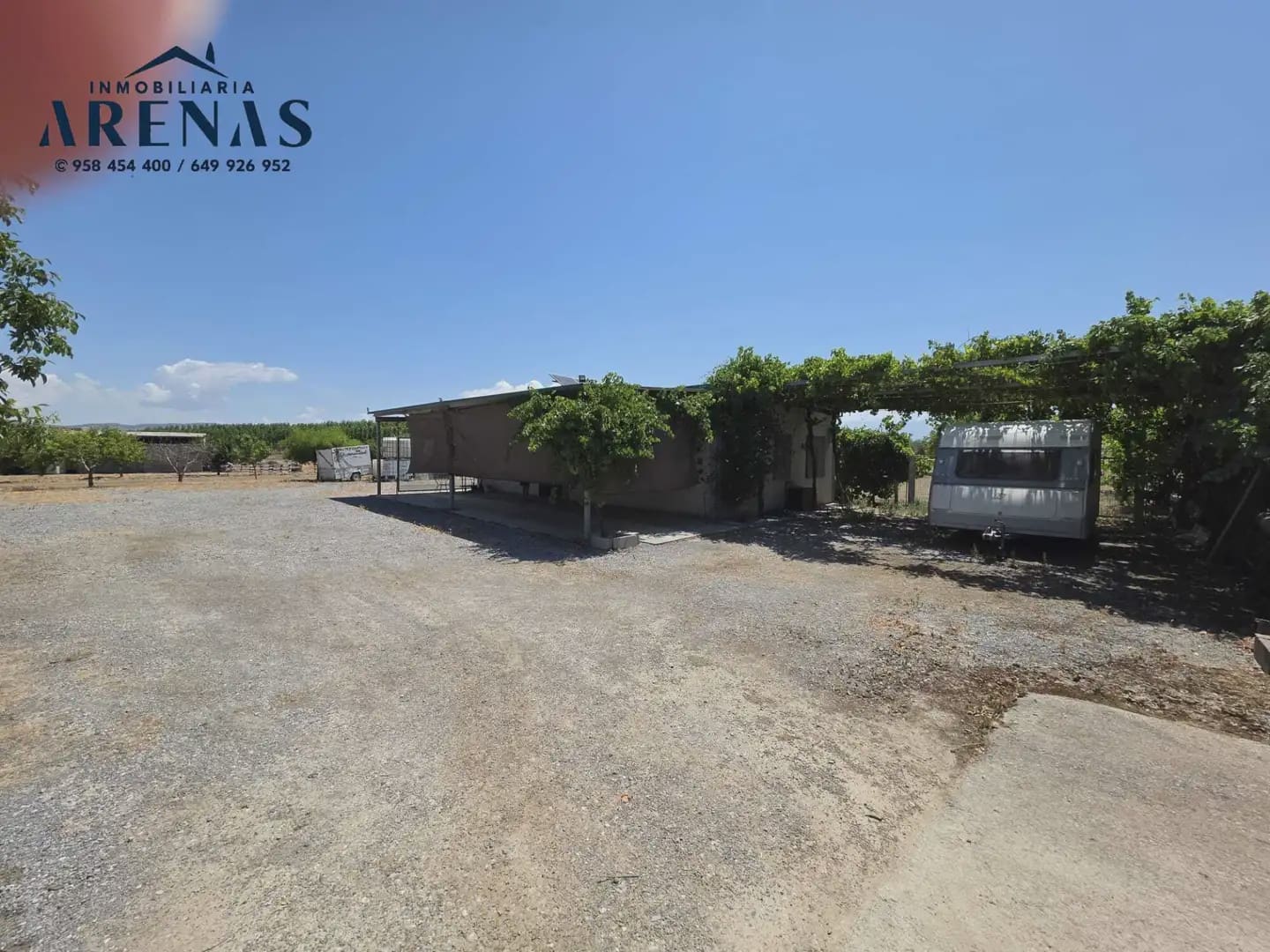 Finca/Casa Rural en Santa Fe en venta - 130.000 € (Ref: 10047784)