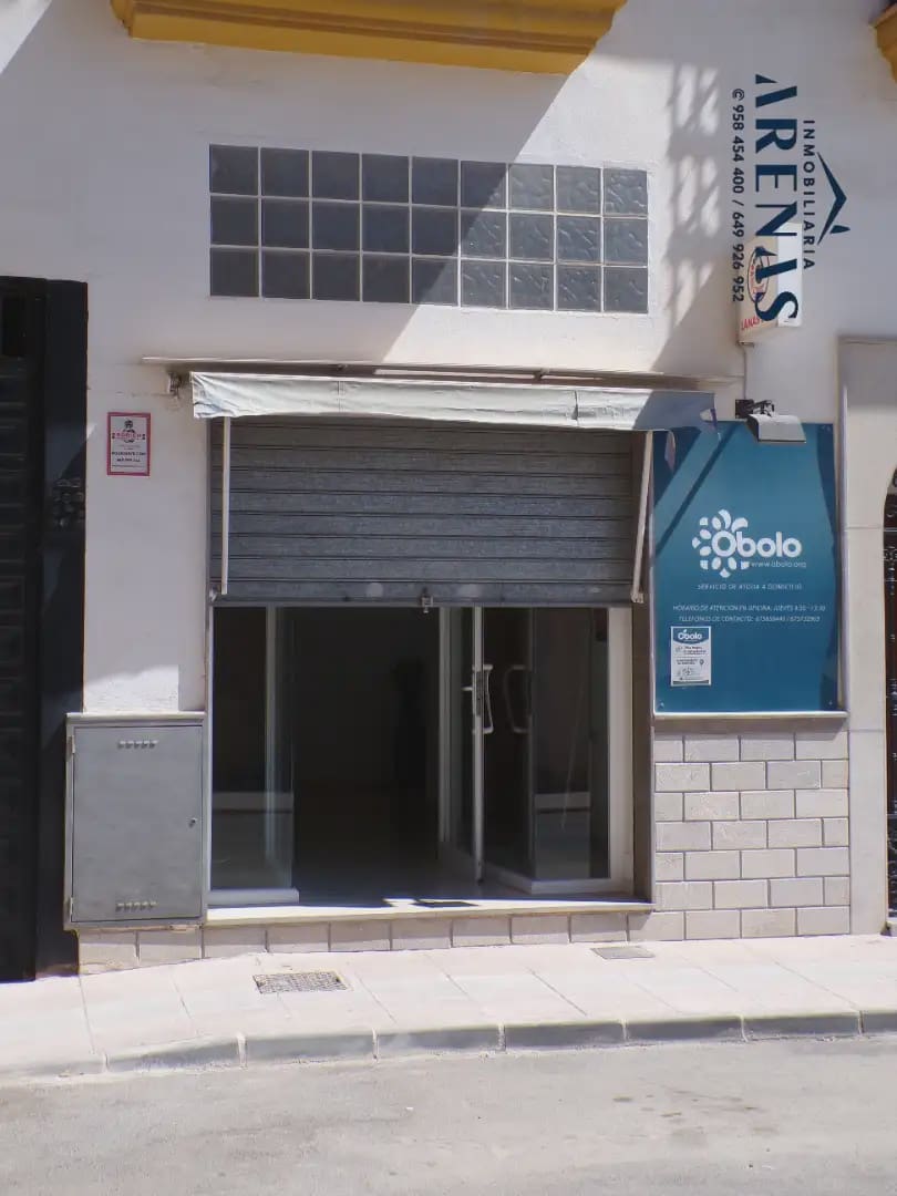 Commercial for rent in Pinos Puente - € 300 (Ref: 10047785)